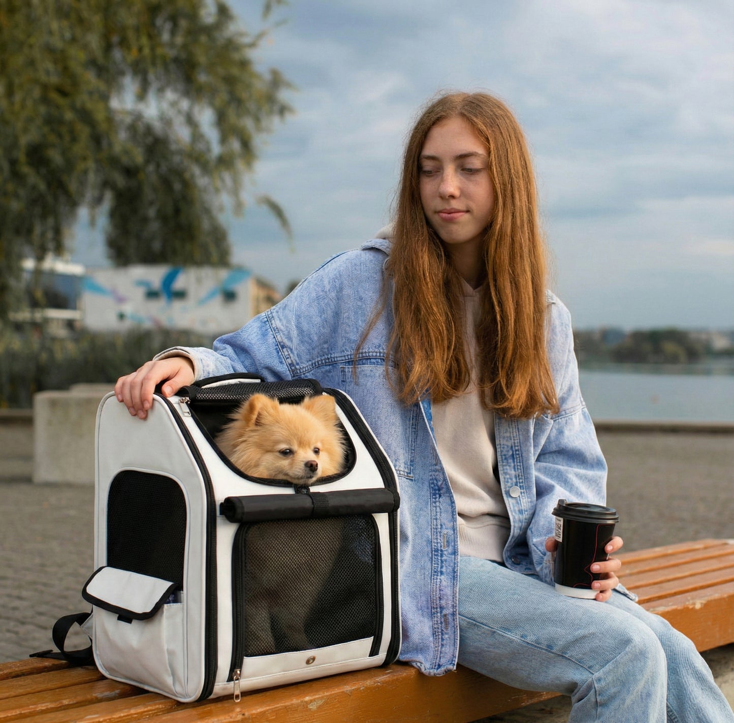 Maison Altitude — Expandable Pet Travel Backpack