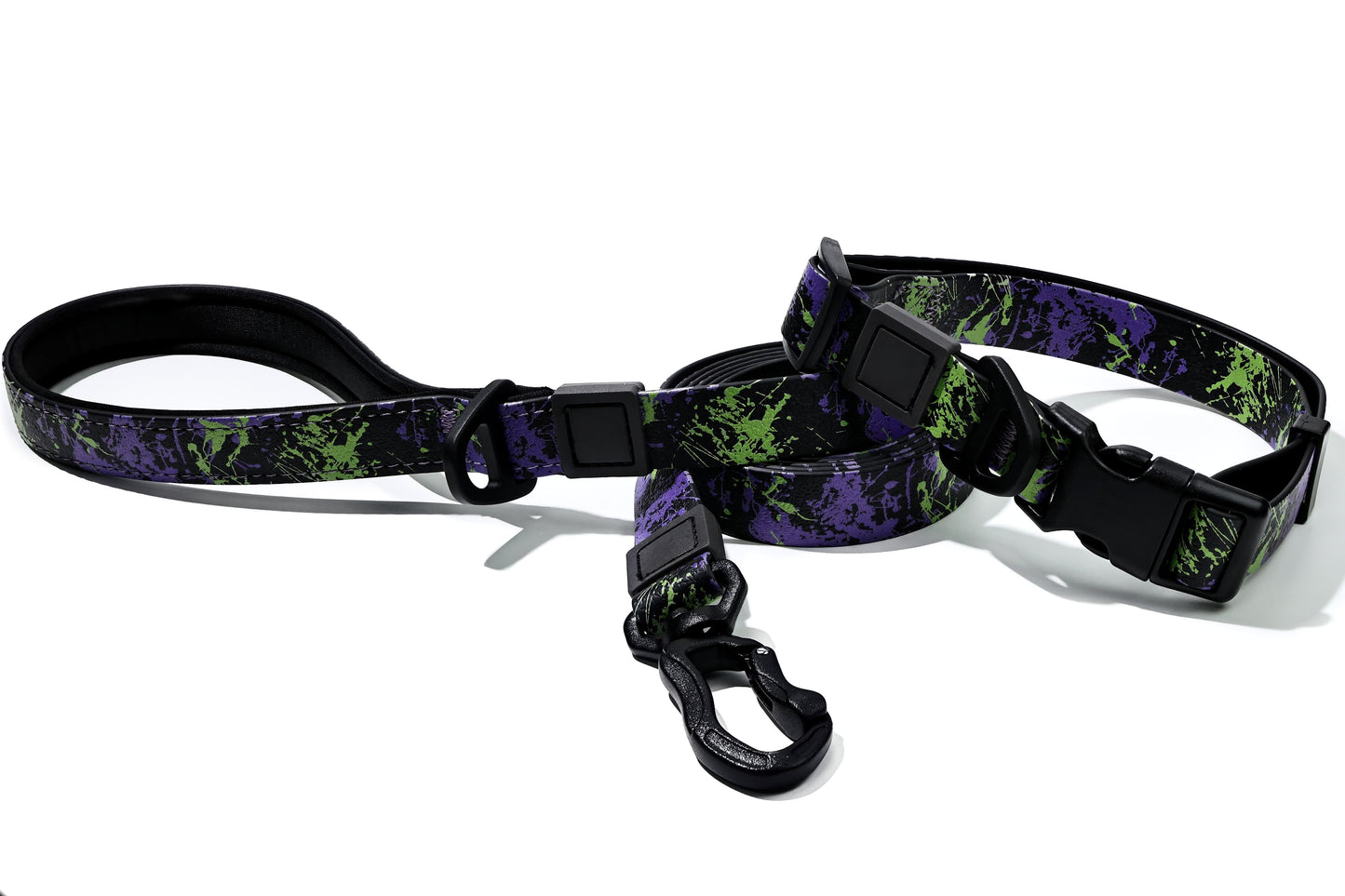 Maison Terrain — Camo Print Outdoor Leash Set